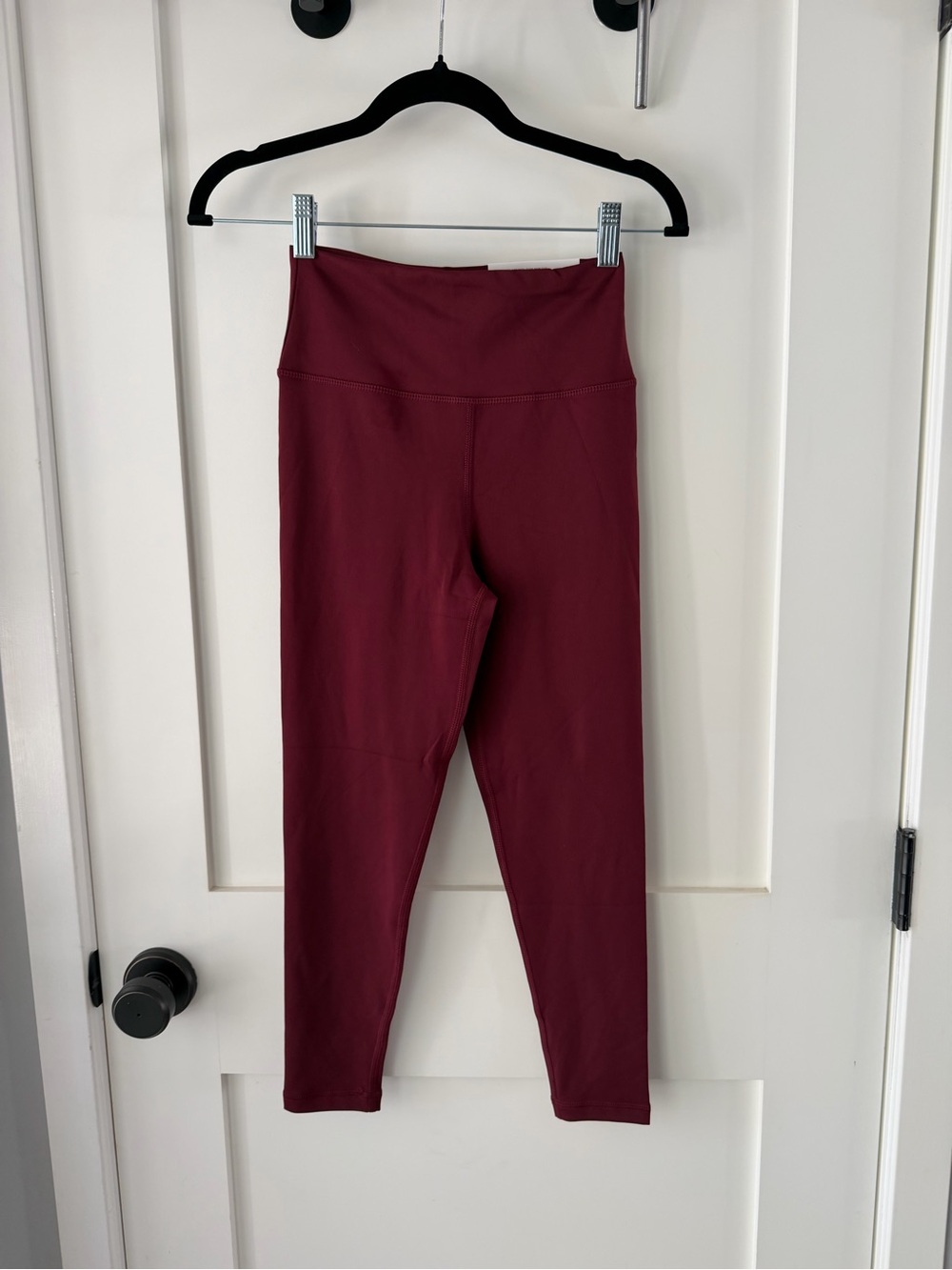 American Eagle Outfitters High-Rise Burgundy Leggings